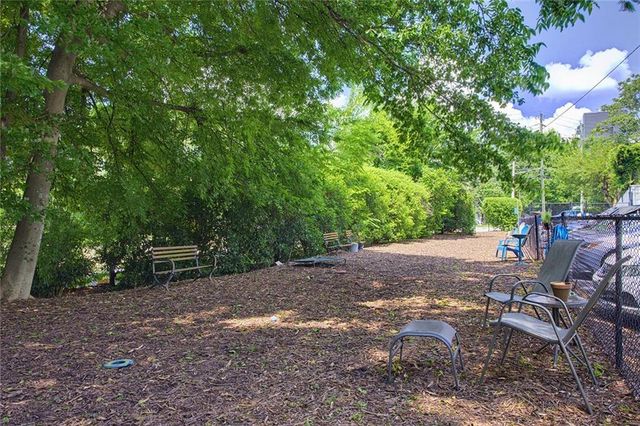 881 Memorial Drive SE 310, Atlanta, GA 30316