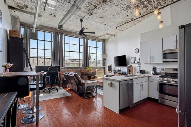 881 Memorial Drive SE 310, Atlanta, GA 30316
