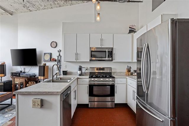 881 Memorial Drive SE 310, Atlanta, GA 30316