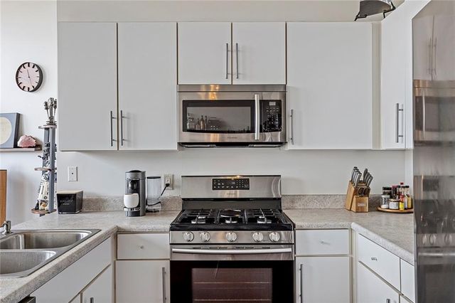 881 Memorial Drive SE 310, Atlanta, GA 30316