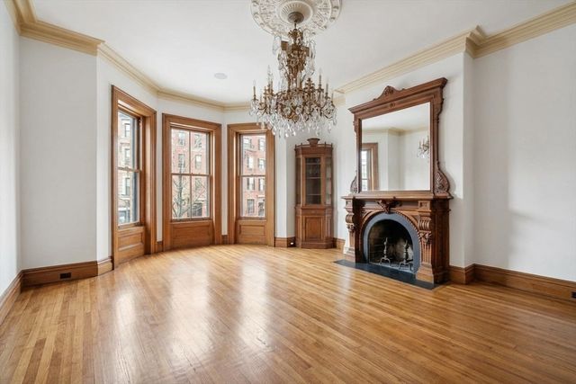 381 Beacon Street, Boston, MA 02116