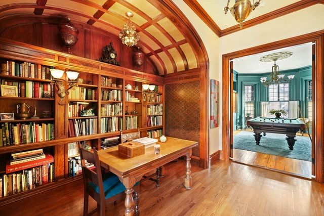 381 Beacon Street, Boston, MA 02116