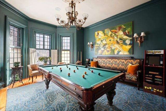 381 Beacon Street, Boston, MA 02116