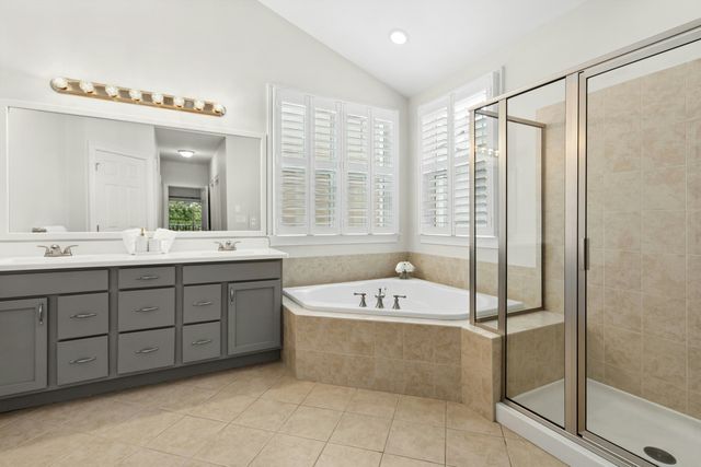9211 Calabria Drive 205, Raleigh, NC 27617