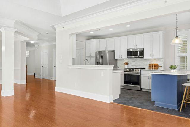 9211 Calabria Drive 205, Raleigh, NC 27617