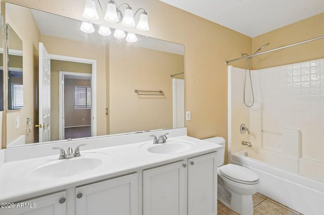 6100 S FOUR PEAKS Place, Chandler, AZ 85249