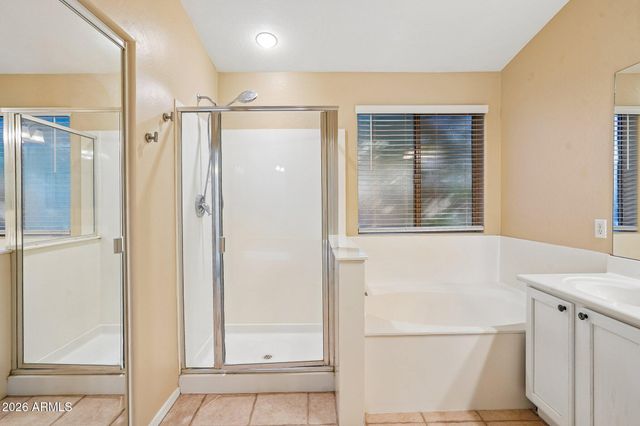 6100 S FOUR PEAKS Place, Chandler, AZ 85249