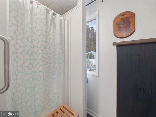 480 FALLING SPRING RD, Chambersburg, PA 17202