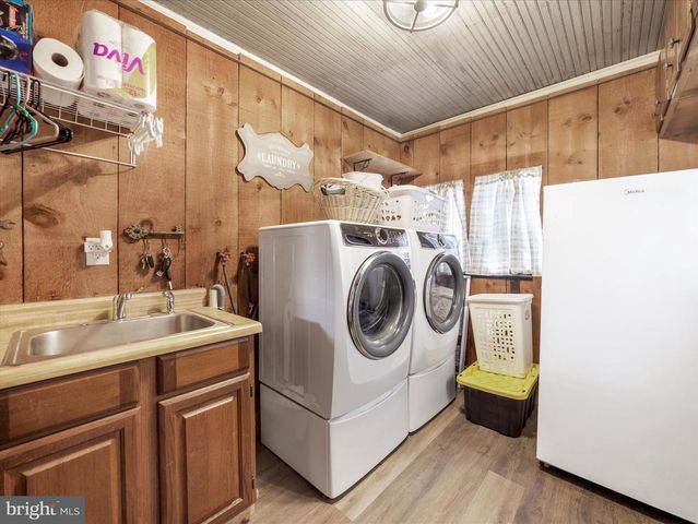 480 FALLING SPRING RD, Chambersburg, PA 17202