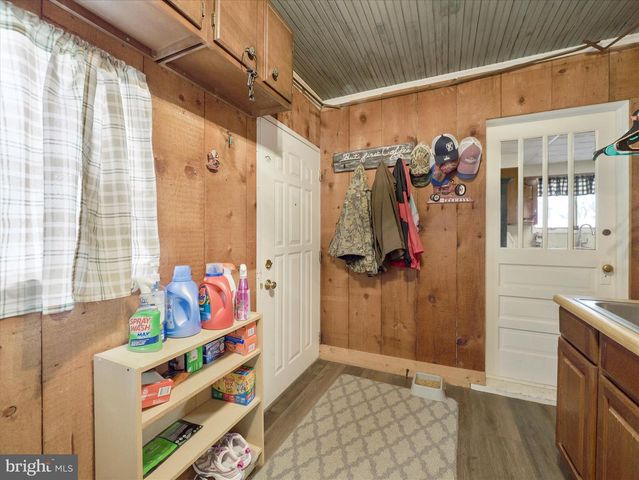 480 FALLING SPRING RD, Chambersburg, PA 17202