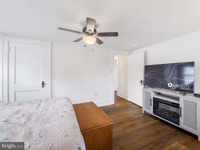 480 FALLING SPRING RD, Chambersburg, PA 17202