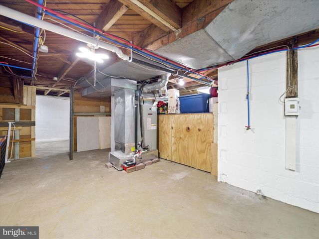 480 FALLING SPRING RD, Chambersburg, PA 17202