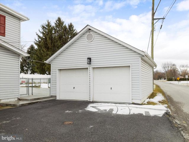 480 FALLING SPRING RD, Chambersburg, PA 17202