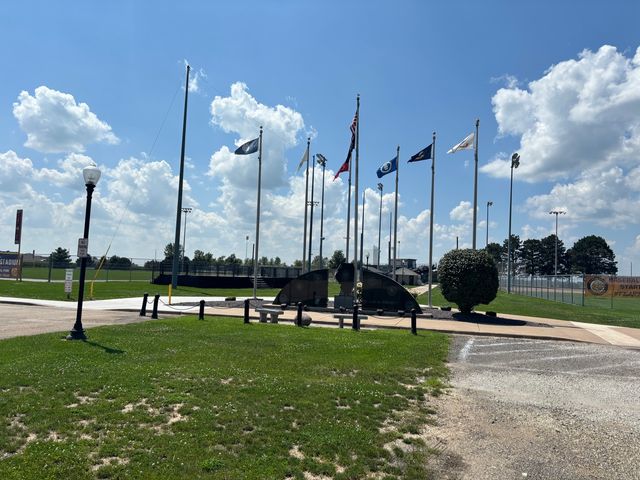 1 Pointe Boulevard, Peru, IL 61354