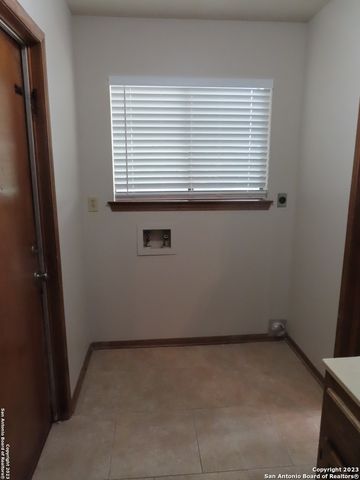 9207 Lasater St., San Antonio, TX 78254