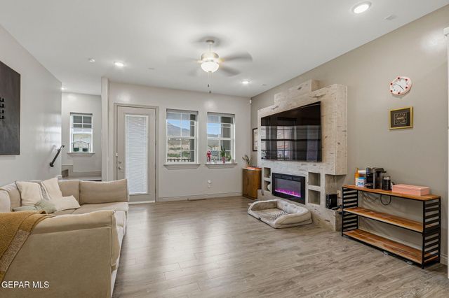 472 Vin Benicarlo Place, El Paso, TX 79912