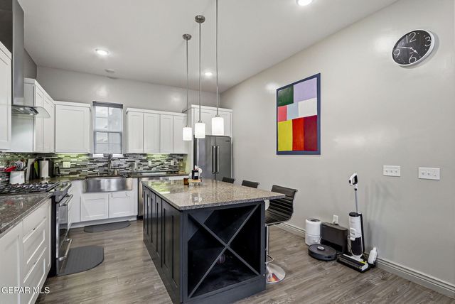 472 Vin Benicarlo Place, El Paso, TX 79912