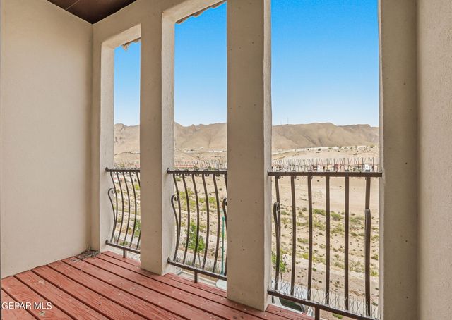 472 Vin Benicarlo Place, El Paso, TX 79912