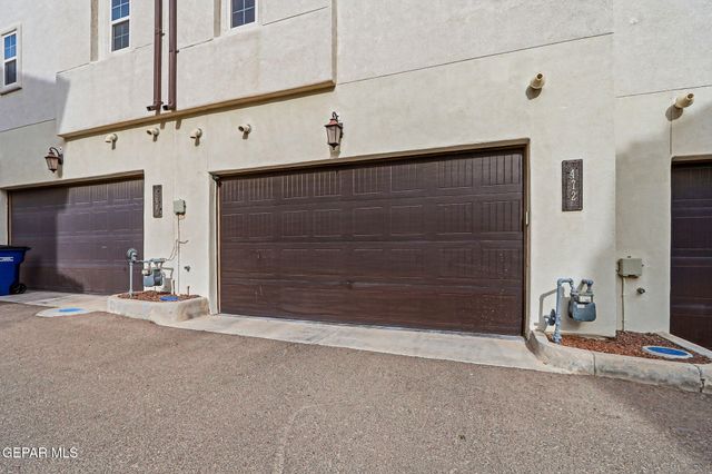 472 Vin Benicarlo Place, El Paso, TX 79912