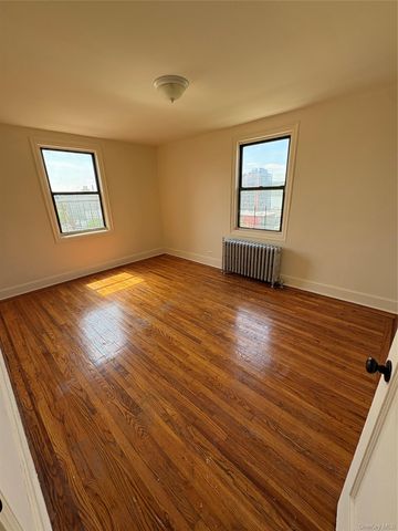 30 Locust Hill Avenue 7L, Yonkers, NY 10701