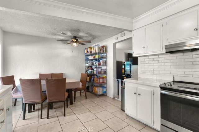 1437 Sycamore, Tustin, CA 92780