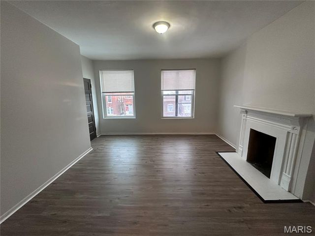 3829 S Compton Avenue, St Louis, MO 63118