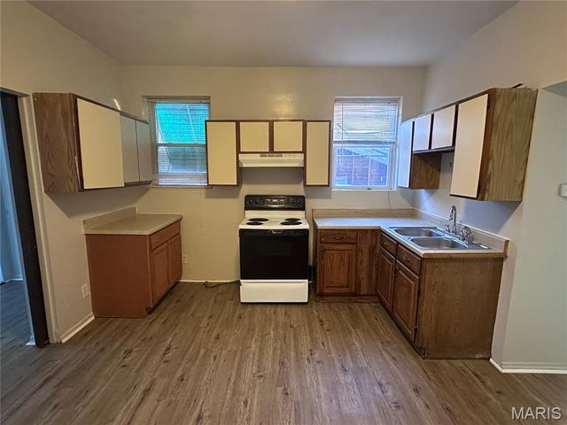 3829 S Compton Avenue, St Louis, MO 63118