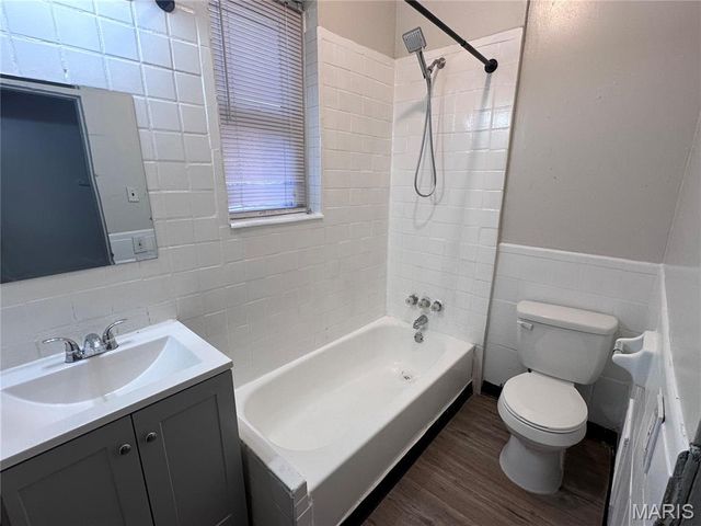 3829 S Compton Avenue, St Louis, MO 63118