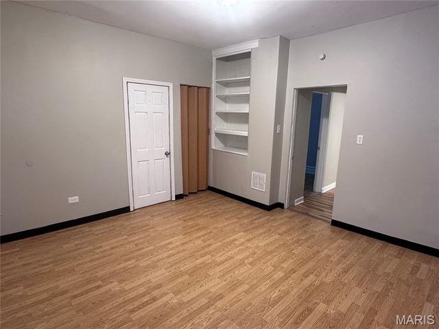 3829 S Compton Avenue, St Louis, MO 63118