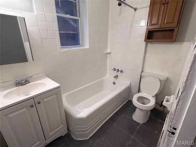 3829 S Compton Avenue, St Louis, MO 63118