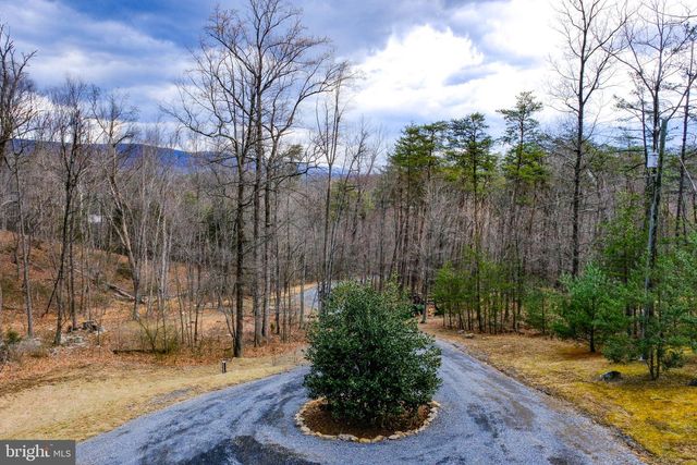 642 PADDYS RUN RD, Star Tannery, VA 22654