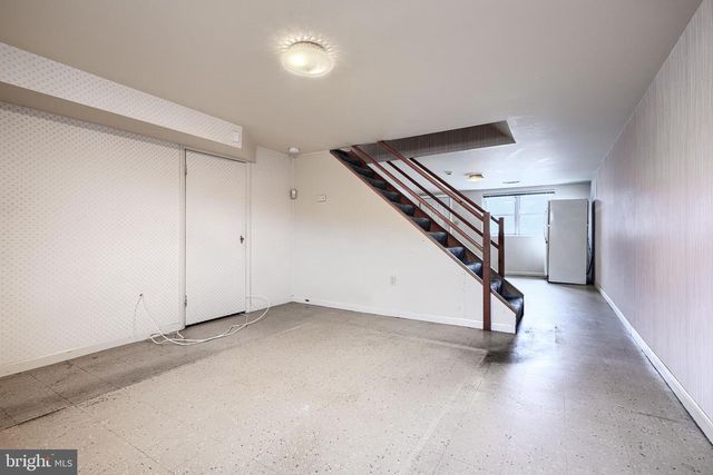 934 REGINA DR, Baltimore, MD 21227