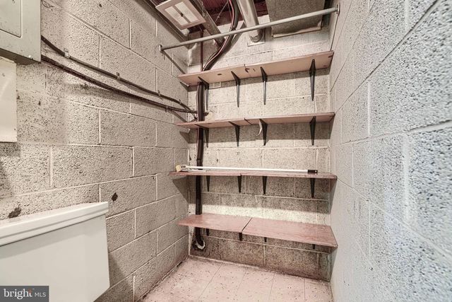 934 REGINA DR, Baltimore, MD 21227