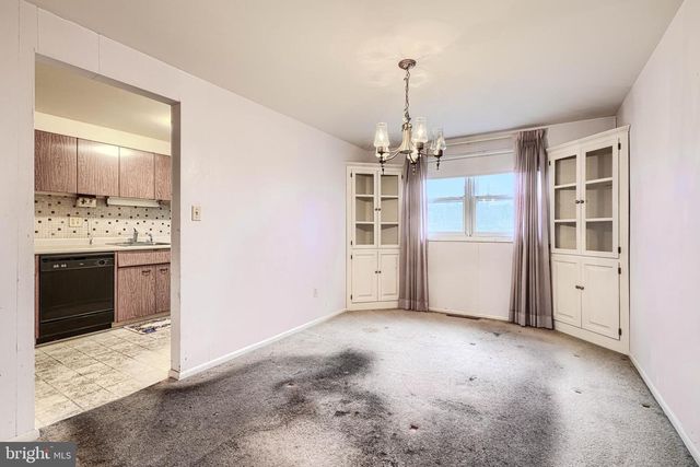 934 REGINA DR, Baltimore, MD 21227