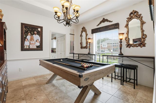 1501 W Castlewood Avenue, Friendswood, TX 77546