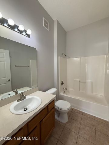 6111 MAGGIES Circle 107, Jacksonville, FL 32244