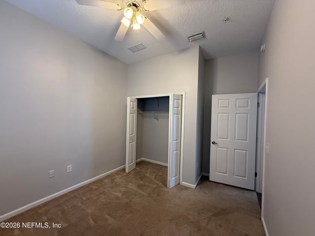 6111 MAGGIES Circle 107, Jacksonville, FL 32244