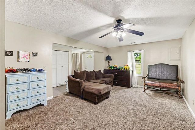 4522 Walker Avenue, Kansas City, KS 66102