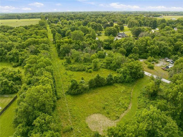 15000 E 200th Street, Peculiar, MO 64078
