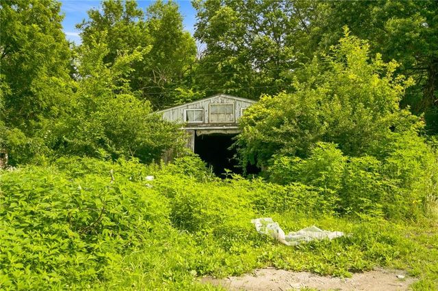 15000 E 200th Street, Peculiar, MO 64078