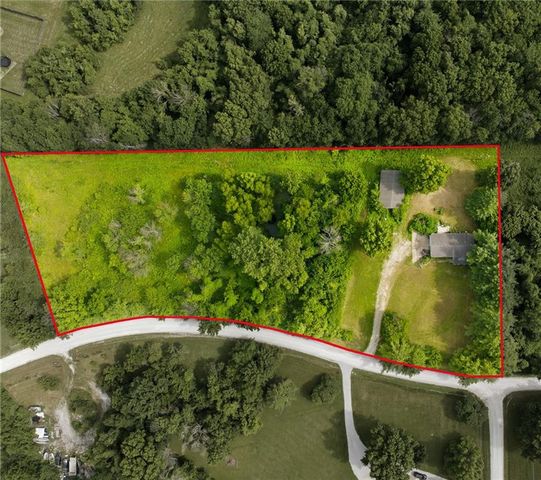 15000 E 200th Street, Peculiar, MO 64078