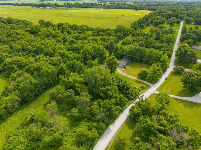 15000 E 200th Street, Peculiar, MO 64078