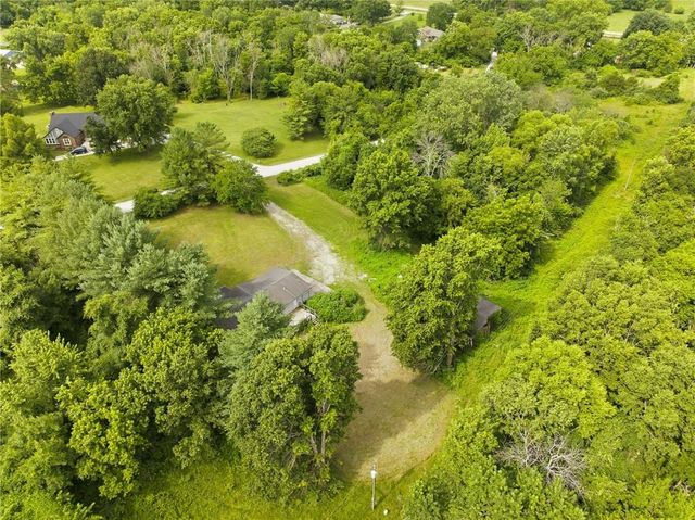 15000 E 200th Street, Peculiar, MO 64078
