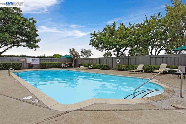 356 Santa Paula, San Leandro, CA 94579