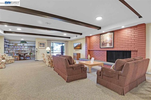 356 Santa Paula, San Leandro, CA 94579