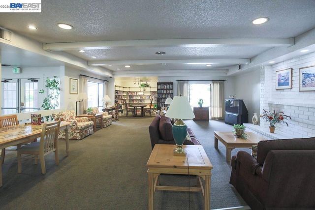 356 Santa Paula, San Leandro, CA 94579