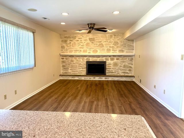 760 PARMENTIER RD, Warminster, PA 18974