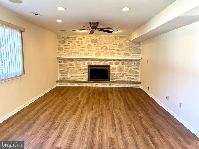 760 PARMENTIER RD, Warminster, PA 18974