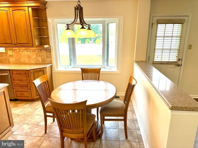 760 PARMENTIER RD, Warminster, PA 18974