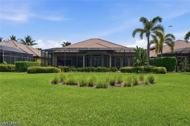 6453 Costa CIR, Naples, FL 34113